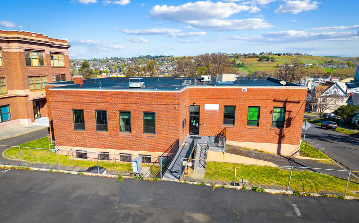 Pictures of Office property located at 721 SE 3rd St, Pendleton, OR 97801 for sales - image #1