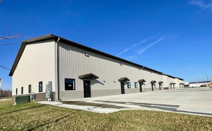 Pictures of Industrial, Mixed Use, Self Storage property located at 436 29th Ct. #5 NW, West Fargo, ND 58078 for sales - image #1