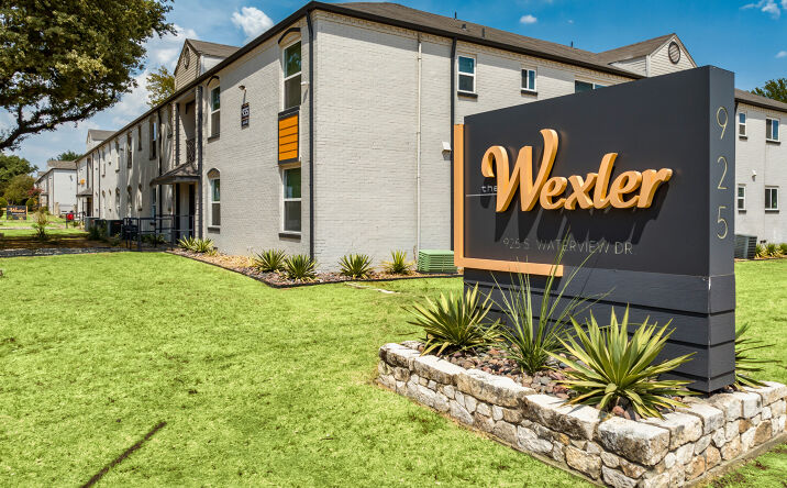 Pictures of Multifamily property located at 915 S Waterview Dr, Richardson, TX 75080 for sales - image #1