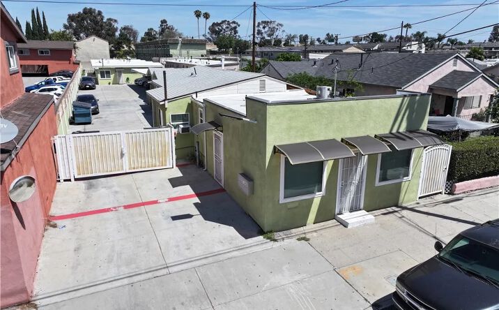 Pictures of Multifamily property located at 9209 Artesia Boulevard, Bellflower, CA 90706 for sales - image #1