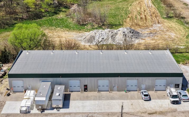 Pictures of Industrial property located at 21909 R & R Rd, Gretna, NE 68028 for sales - image #1