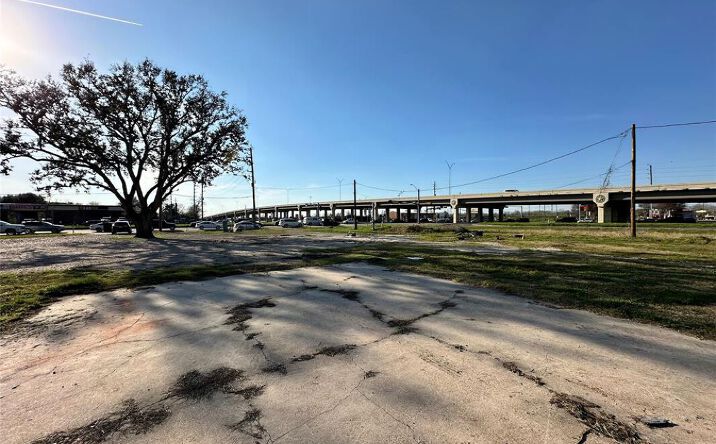 Pictures of Mixed Use, Land, Retail property located at 6511 FM 1464 RD, RICHMOND, TX 77407 for sales - image #1