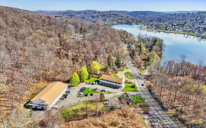 Pictures of Retail, Multifamily, Office, Mixed Use property located at 529-533 NY-52, Carmel Hamlet, NY 10512 for sales - image #1