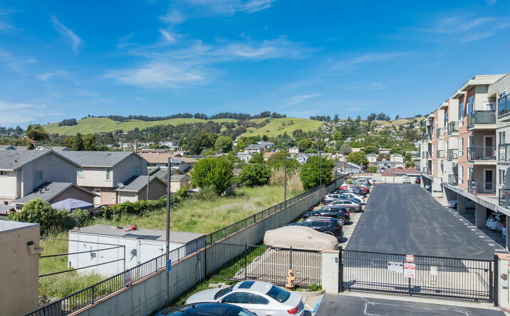 Pictures of Land, Multifamily property located at 15950 E 14th St, San Leandro, CA 94578 for sales - image #1