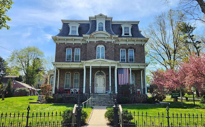 Pictures of Senior Living property located at 47 Lincoln Ave, Lambertville, NJ 08530 for sales - image #1