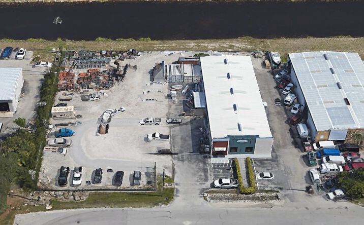 Pictures of Office, Industrial property located at 3535 Arnold Avenue, Naples, FL 34104 for sales - image #1