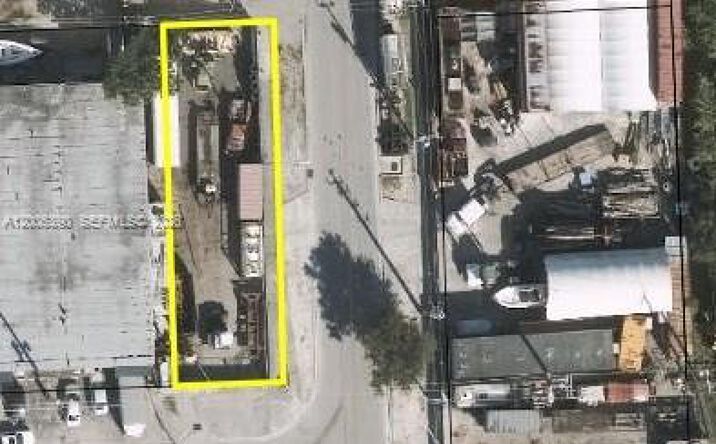 Pictures of Land, Industrial property located at 04-3108-001-9640, Hialeah, FL 33013 for sales - image #1