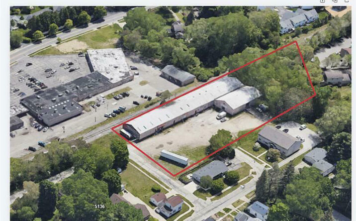 Pictures of Industrial property located at 5160 Railroad St, Sylvania, OH 43560 for sales - image #1