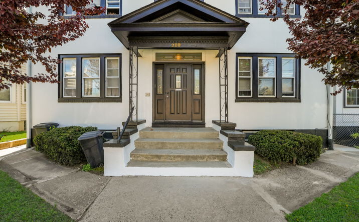 Pictures of Multifamily property located at 210 Pond Street, Bristol, PA 19007 for sales - image #1