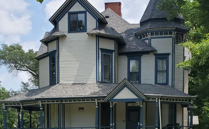 Pictures of Multifamily property located at 316 Stuart Avenue, Kalamazoo, MI 49007 for sales - image #1