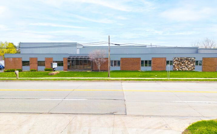 Pictures of Industrial property located at 23600 Schoenherr Road, Warren, MI 48089 for sales - image #1