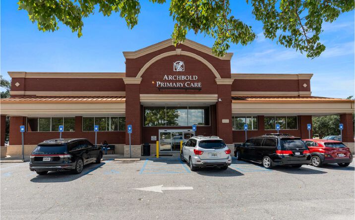 Pictures of Office property located at 2621 E PINETREE BLVD, THOMASVILLE, GA 31792 for sales - image #1
