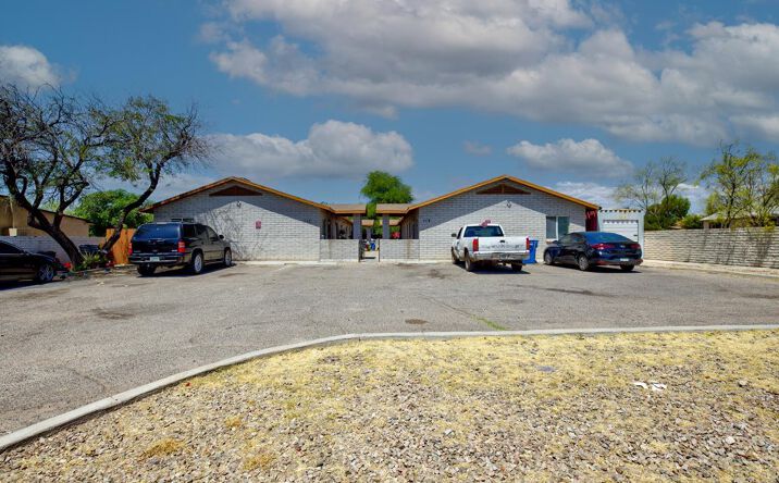 Pictures of Retail, Multifamily property located at 113 East District Street, Tucson, AZ 85714 for sales - image #1