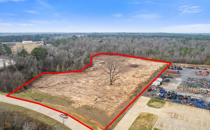 Pictures of Land property located at 529 Marvin A. Smith Drive, Kilgore, TX 75662 for sales - image #1