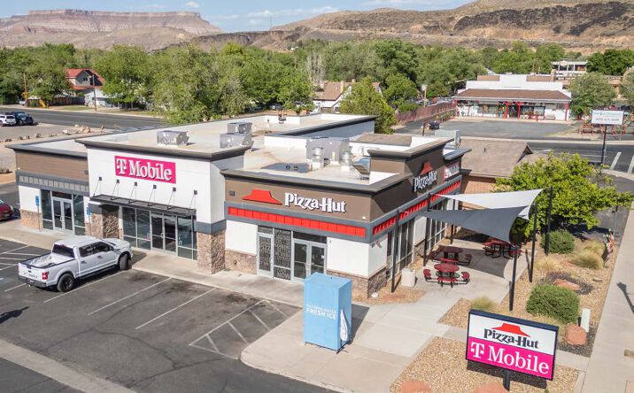Pictures of Retail property located at 222 West State Street, Hurricane, UT 84737 for sales - image #1