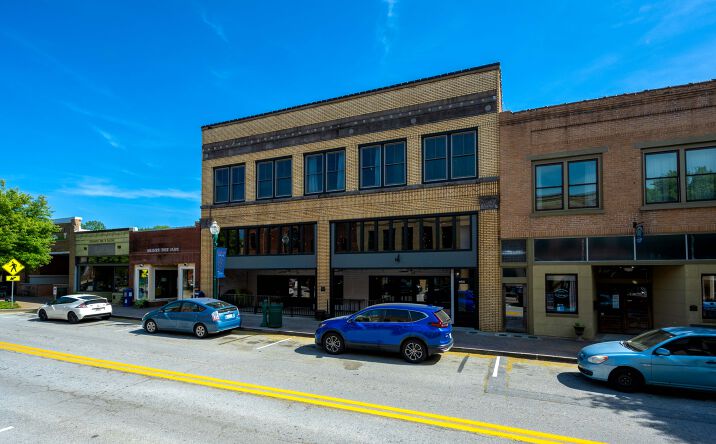 Pictures of Retail, Multifamily, Mixed Use property located at 26 Doyle Street, Toccoa, GA 30577 for sales - image #1