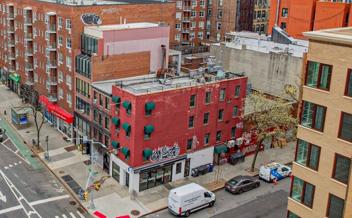 Pictures of Mixed Use property located at 209 7th Avenue, New York, NY 10011 for sales - image #1