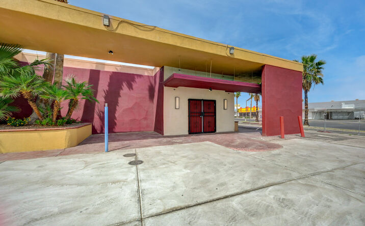 Pictures of Retail, Land property located at 2100 E FREMONT ST, LAS VEGAS, NV 89101 for sales - image #1