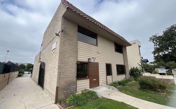 Pictures of Office property located at 1654 E 4th St, Santa Ana, CA 92701 for sales - image #1