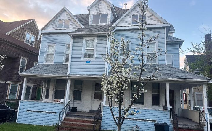 Pictures of Multifamily property located at 32 Seminary Avenue, Binghamton, NY 13905 for sales - image #1
