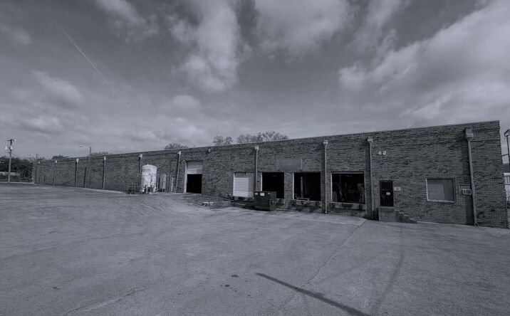 Pictures of Retail, Industrial property located at 420 Allied Drive, Nashville, TN 37211 for sales - image #1