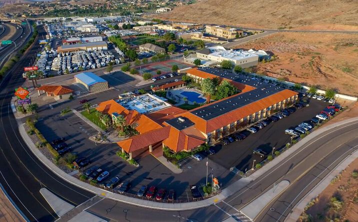 Pictures of Retail, Hospitality property located at 1450 S AUTO MALL DR, ST GEORGE, UT 84770 for sales - image #1