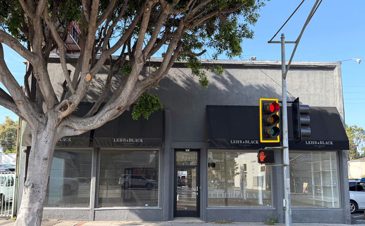 Pictures of Retail property located at 8921 W PICO BLVD, LOS ANGELES, CA 90035 for sales - image #1