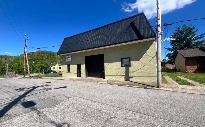 Pictures of Office property located at 430 & 432 12th Street, Dunbar, WV 25064 for sales - image #1