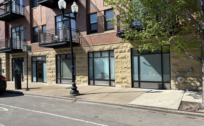 Pictures of Office property located at 4050 Lincoln Ave., Chicago, IL 60618 for sales - image #1