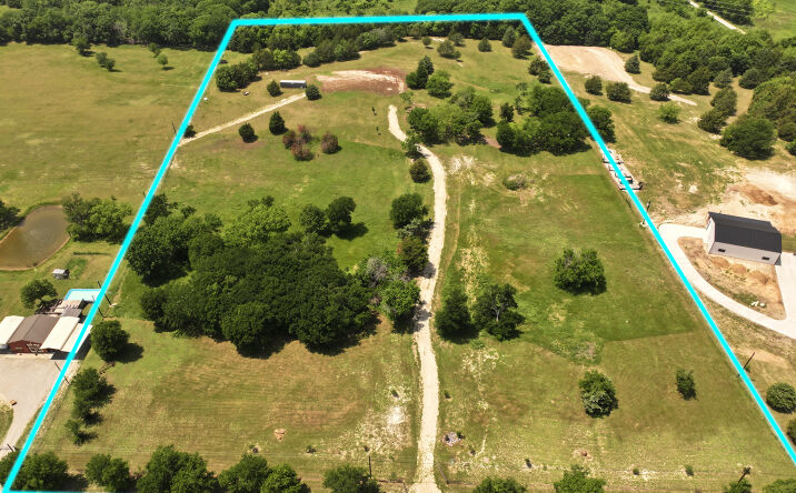 Pictures of Land property located at 627 Homer Smith Road, Van Alstyne, TX 75495 for sales - image #1