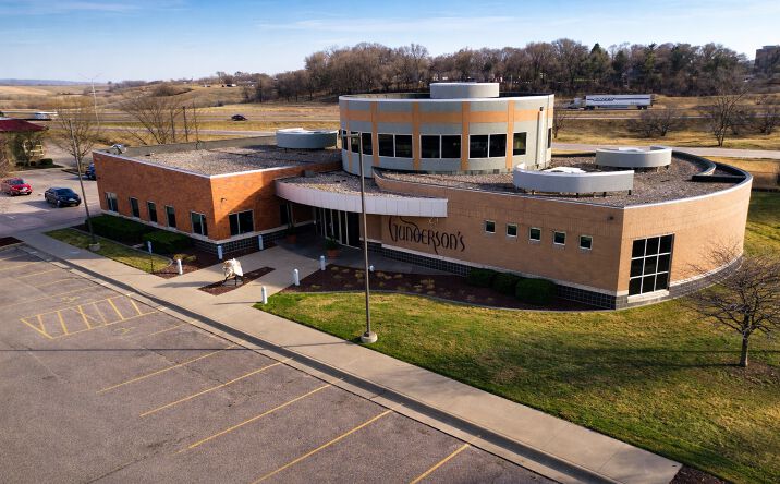 Pictures of Retail property located at 4830 Sergeant Road, Sioux City, IA 51106 for sales - image #1