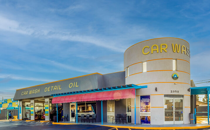 Pictures of Retail, Special Purpose property located at 21011 Pioneer Blvd, Lakewood, CA 90715 for sales - image #1