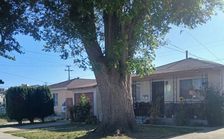 Pictures of Multifamily property located at 15427 Grevillea, Lawndale, CA 90260 for sales - image #1
