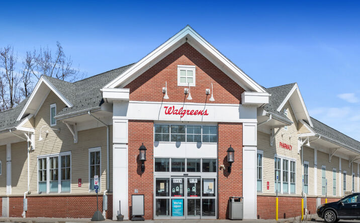 Pictures of Retail property located at 317 MAIN ST, FARMINGTON, ME 04938 for sales - image #1