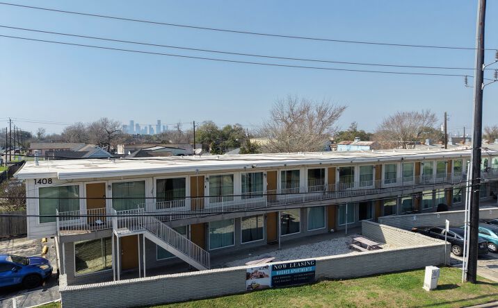 Pictures of Multifamily property located at 1408 HUGHES ST, HOUSTON, TX 77023 for sales - image #1