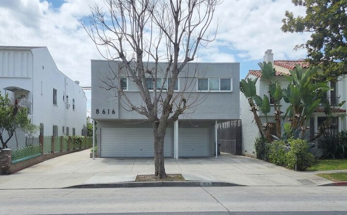 Pictures of Multifamily property located at 8616 Gregory Way, Los Angeles, CA 90035 for sales - image #1