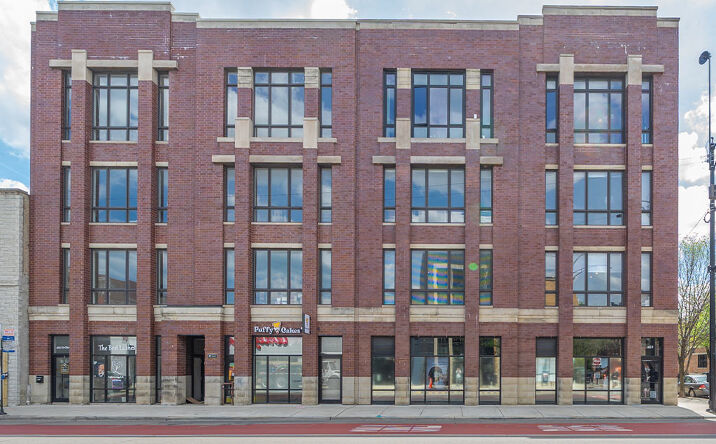 Pictures of Retail property located at 1659 W CHICAGO AVE, CHICAGO, IL 60622 for sales - image #1