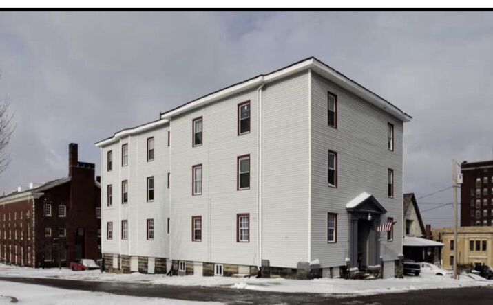 Pictures of Multifamily property located at 149 S Freedom Ave, Alliance, OH 44601 for sales - image #1