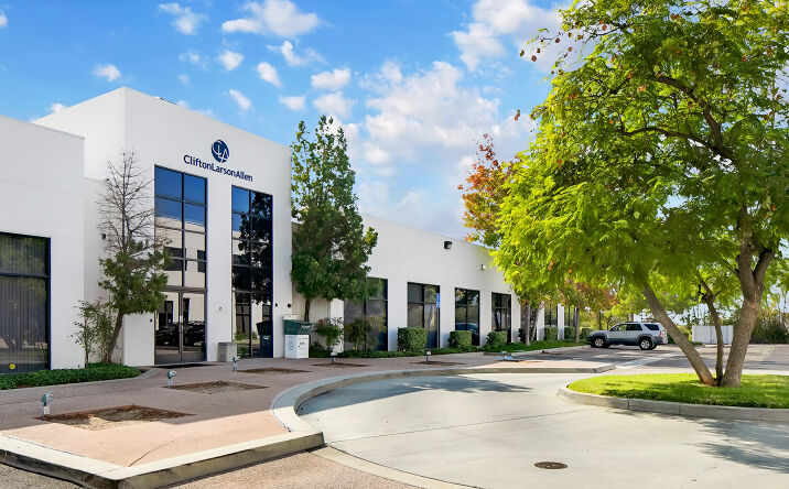 Pictures of Office property located at 2210 East Route 66, Glendora, CA 91740 for sales - image #1