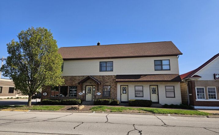 Pictures of Retail, Multifamily, Mixed Use property located at 802 5th St, Durant, IA 52747 for sales - image #1