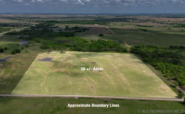 Pictures of Land property located at 28 S 194th Street W, Council Hill, OK 74428 for sales - image #1