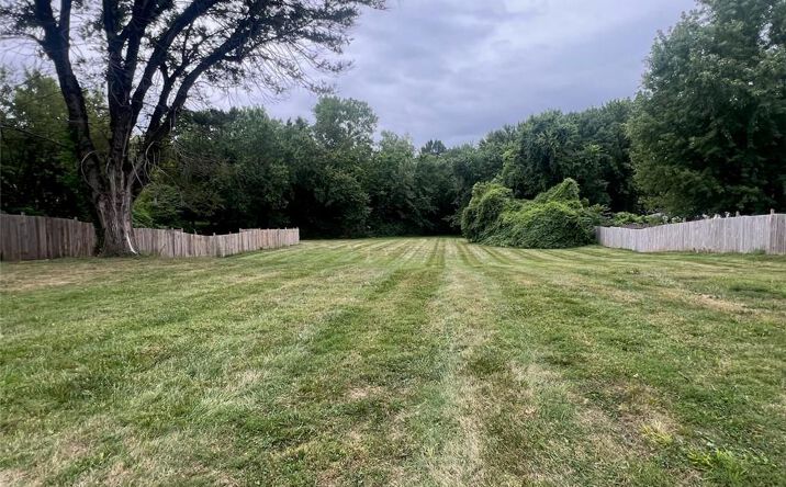 Pictures of Land, Multifamily property located at 1013 W Linden Avenue, Independence, MO 64052 for sales - image #1