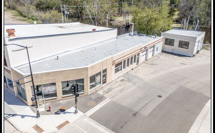 Pictures of Special Purpose property located at 200 N Pearl Street, New London, WI 54961-1219 for sales - image #1