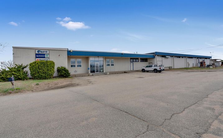 Pictures of Retail property located at 38 Rainbow Lane, Sanford, ME 04073 for sales - image #1