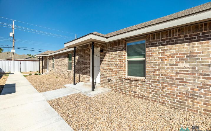 Pictures of Multifamily property located at 2518 E 14th Street, Clovis, NM 88101 for sales - image #1