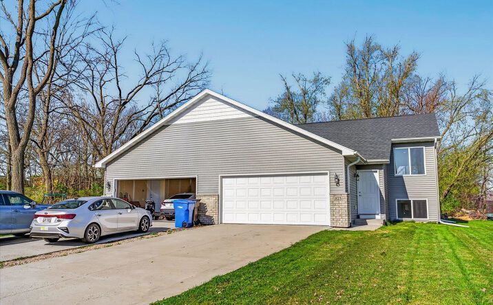 819-823 Thompson Drive, Oregon
