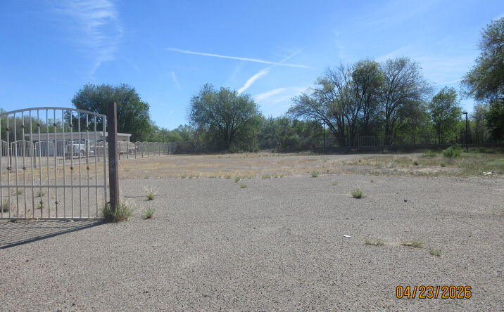 Pictures of Land, Mixed Use, Industrial property located at 760 S MILLER Avenue, Farmington, NM 87401 for sales - image #1