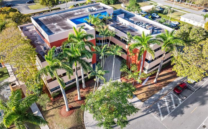 Pictures of Office, Multifamily property located at 151 NW 11th St # W301, Homestead, FL 33030 for sales - image #1