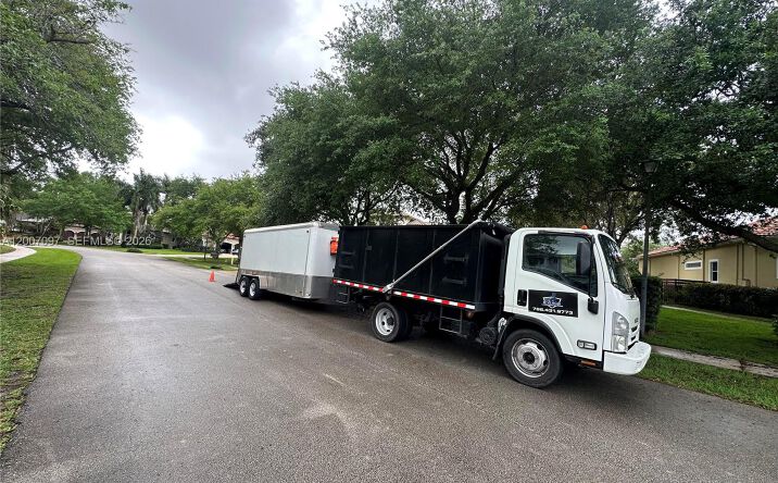 Pictures of Business for Sale property located at 5821 E 5th Ave, Hialeah, FL 33013 for sales - image #1
