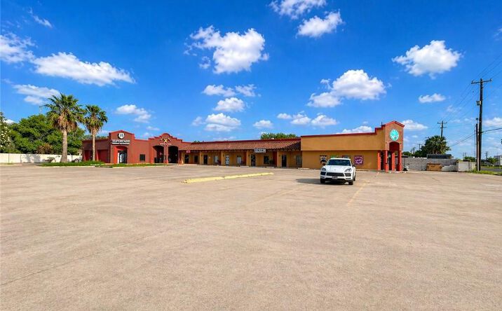 Pictures of Office, Retail property located at 2101 - 2011 W Sprague Street, Edinburg, TX 78539 for sales - image #1